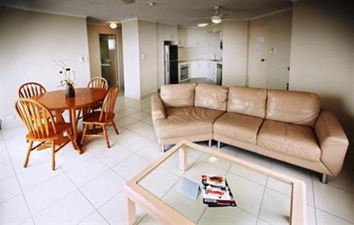 фото отеля Langley Park Holiday Apartments Maroochydore