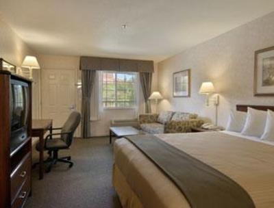 фото отеля Super 8 Modesto