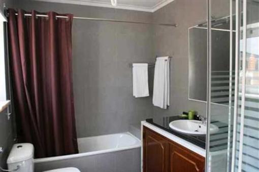 фото отеля Guincho Wind Factory Guest House