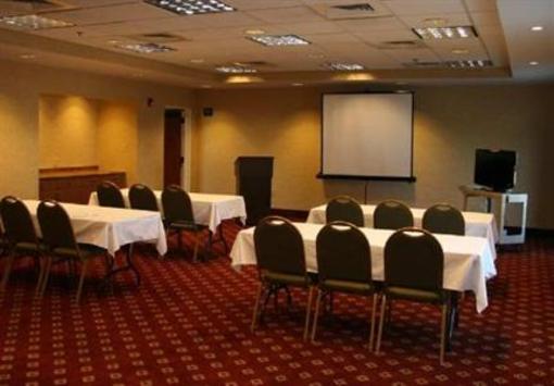 фото отеля Hampton Inn Oxford-Anniston