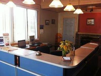фото отеля Rainbow Inn Huntsville