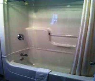 фото отеля Rainbow Inn Huntsville