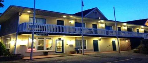 фото отеля Rainbow Inn Huntsville