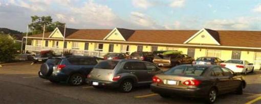фото отеля Rainbow Inn Huntsville