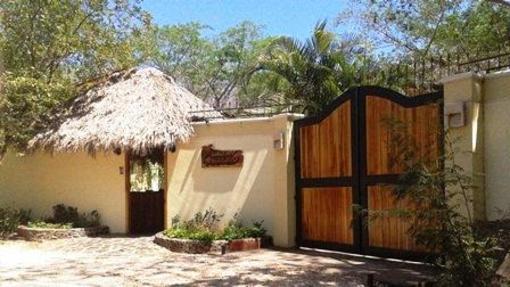 фото отеля Tamarindo Backpackers