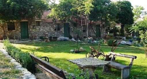 фото отеля Agrotourism Kalpic Hotel Lozovac