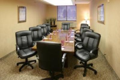 фото отеля BEST WESTERN East Towne Suites
