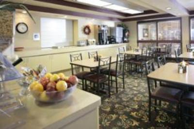 фото отеля BEST WESTERN East Towne Suites