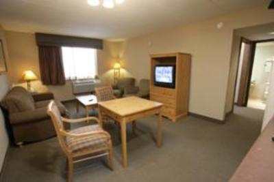 фото отеля BEST WESTERN East Towne Suites