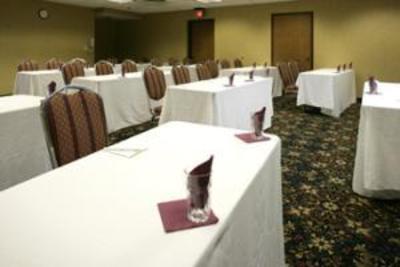 фото отеля BEST WESTERN East Towne Suites