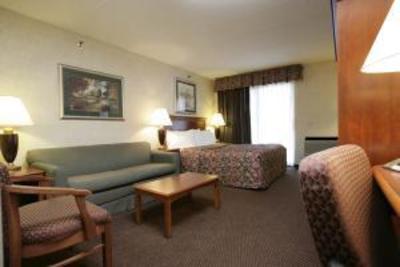 фото отеля BEST WESTERN East Towne Suites