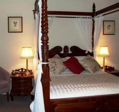 фото отеля Four Poster Guesthouse