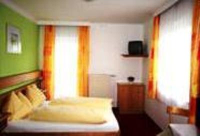 фото отеля Pension Alpenrose Zell am See