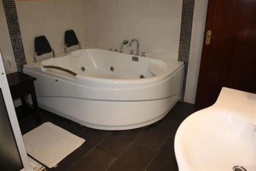 фото отеля Bahari Dhow Beach Villas Mombasa