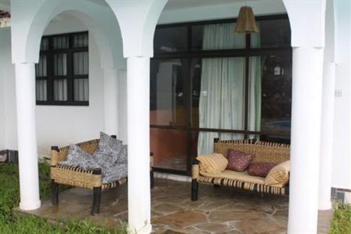 фото отеля Bahari Dhow Beach Villas Mombasa