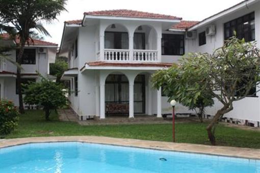 фото отеля Bahari Dhow Beach Villas Mombasa