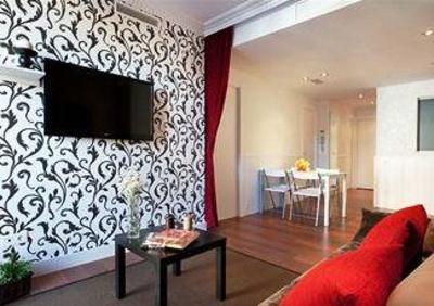 фото отеля Enjoybcn Sagrada Familia Apartaments