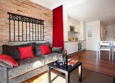 фото отеля Enjoybcn Sagrada Familia Apartaments