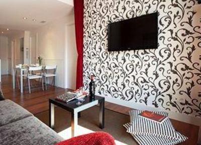 фото отеля Enjoybcn Sagrada Familia Apartaments