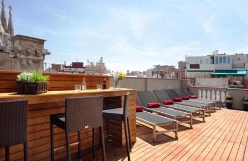 фото отеля Enjoybcn Sagrada Familia Apartaments