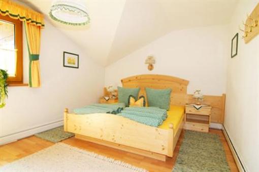 фото отеля Breitlehn Appartement Langenfeld