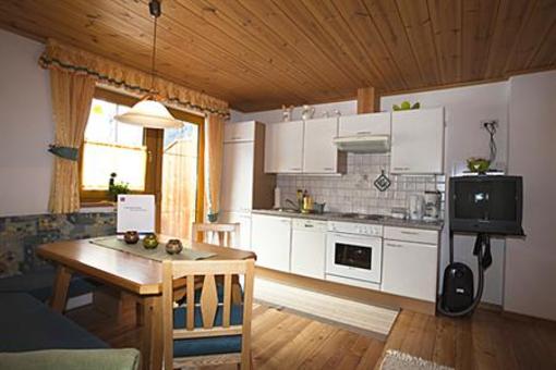 фото отеля Breitlehn Appartement Langenfeld