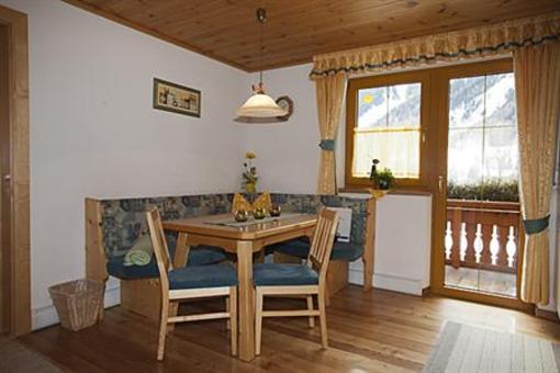 фото отеля Breitlehn Appartement Langenfeld