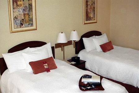 фото отеля Hampton Inn Erie-South
