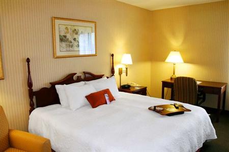 фото отеля Hampton Inn Erie-South
