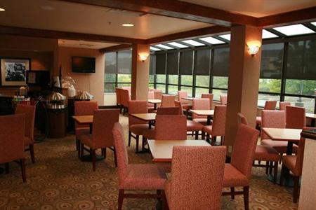 фото отеля Hampton Inn Erie-South