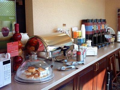 фото отеля Hampton Inn Erie-South