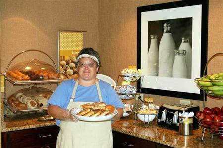 фото отеля Hampton Inn Erie-South
