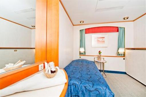 фото отеля Floating Hotel