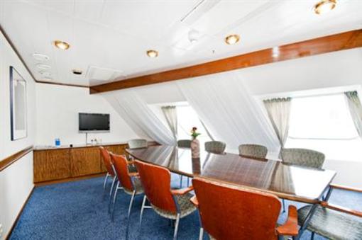 фото отеля Floating Hotel