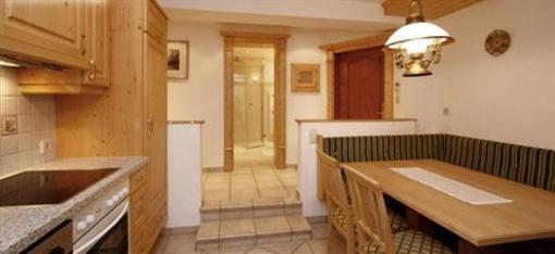 фото отеля Hotel Garni Tanzer Ischgl