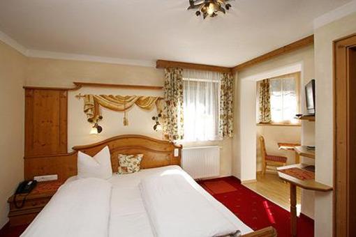 фото отеля Hotel Garni Tanzer Ischgl