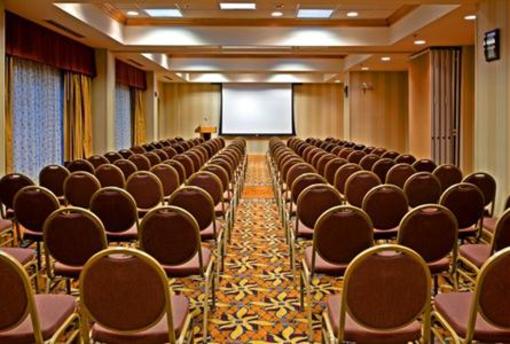 фото отеля Holiday Inn Express Albany-Western Ave University