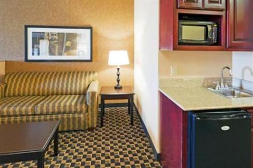 фото отеля Holiday Inn Express Hotel & Suites Ennis