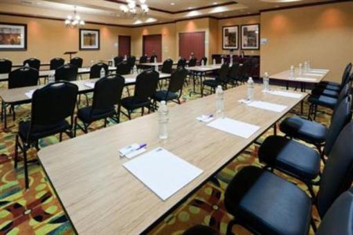 фото отеля Holiday Inn Express Hotel & Suites Ennis