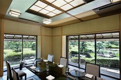фото отеля ANA Crowne Plaza Hiroshima