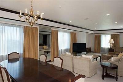 фото отеля ANA Crowne Plaza Hiroshima