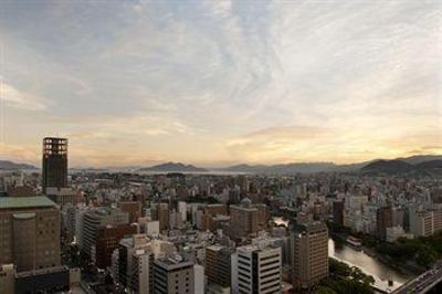 фото отеля ANA Crowne Plaza Hiroshima