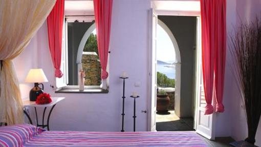 фото отеля Niriedes Hotel Platys Gialos (Sifnos)