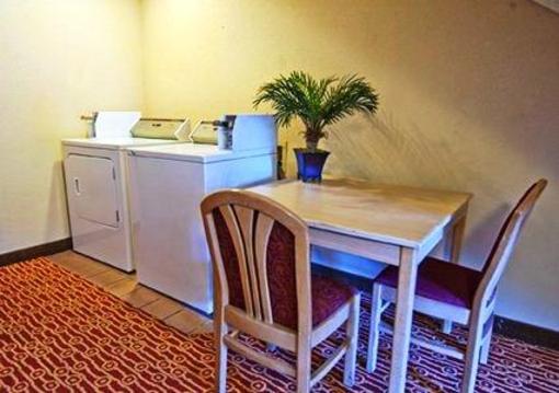 фото отеля Quality Inn & Suites Mobile