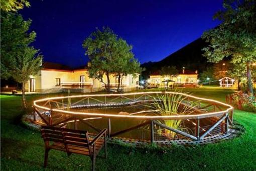 фото отеля Ninemia Bungalows Resort Karpenisi