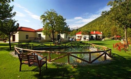 фото отеля Ninemia Bungalows Resort Karpenisi