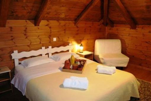 фото отеля Ninemia Bungalows Resort Karpenisi