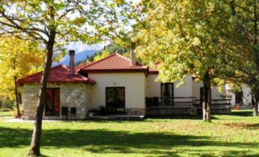 фото отеля Ninemia Bungalows Resort Karpenisi