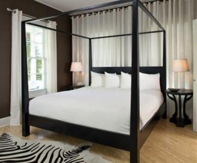 фото отеля Alexanders Guesthouse Key West