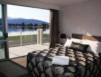 фото отеля Te Anau Lakeview Holiday Park
